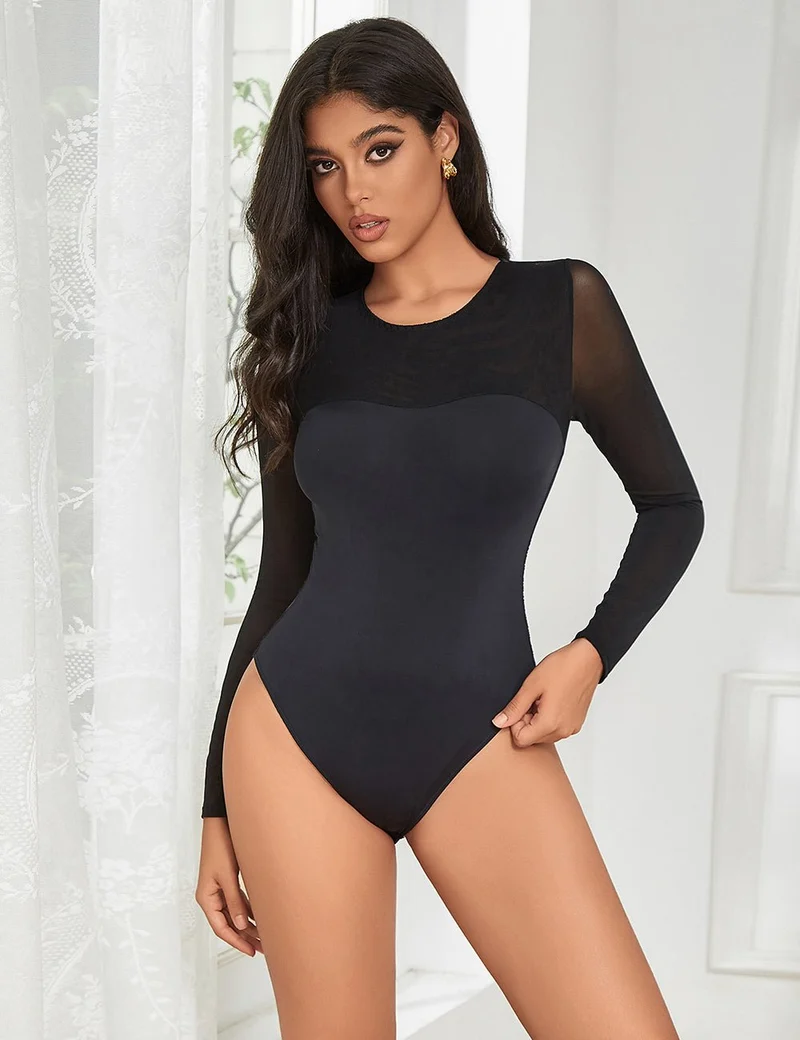 Schwarzer Langarm-Body – Doppellagiges Mesh-Gewebe im Brustbereich und an der Badebekleidung