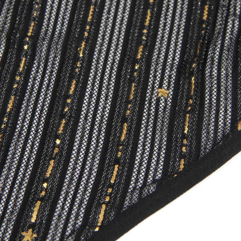 Schwarzer, hochgeschlossener Netzbody – Folienprint & lange Ärmel