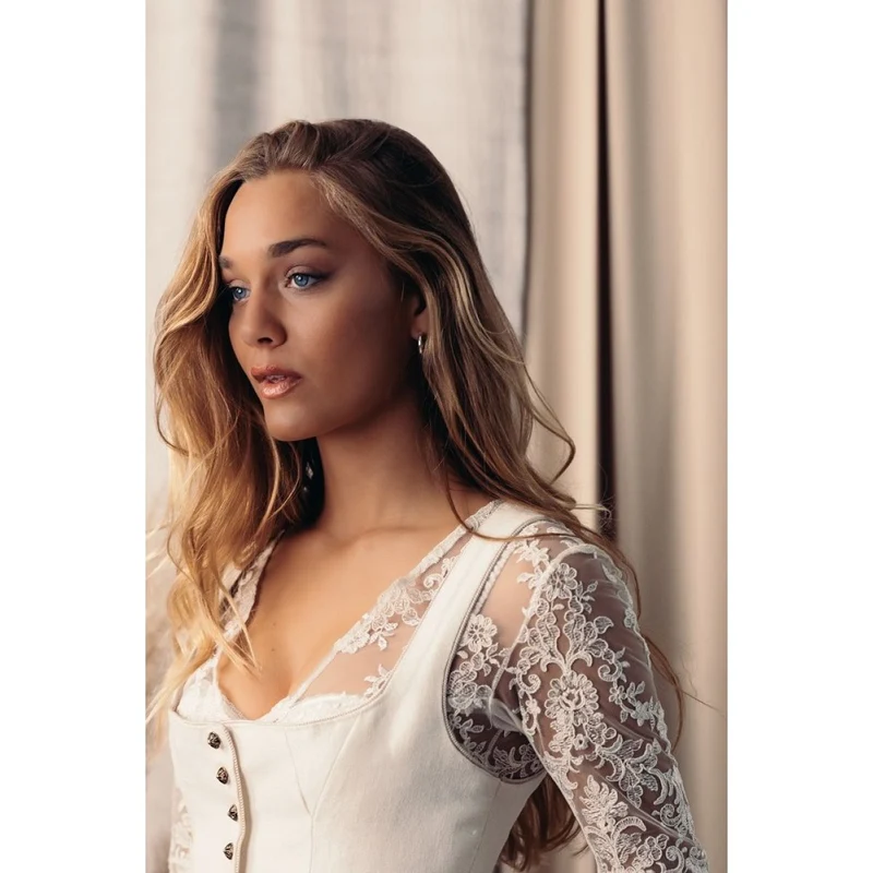Dirndl Gabriella