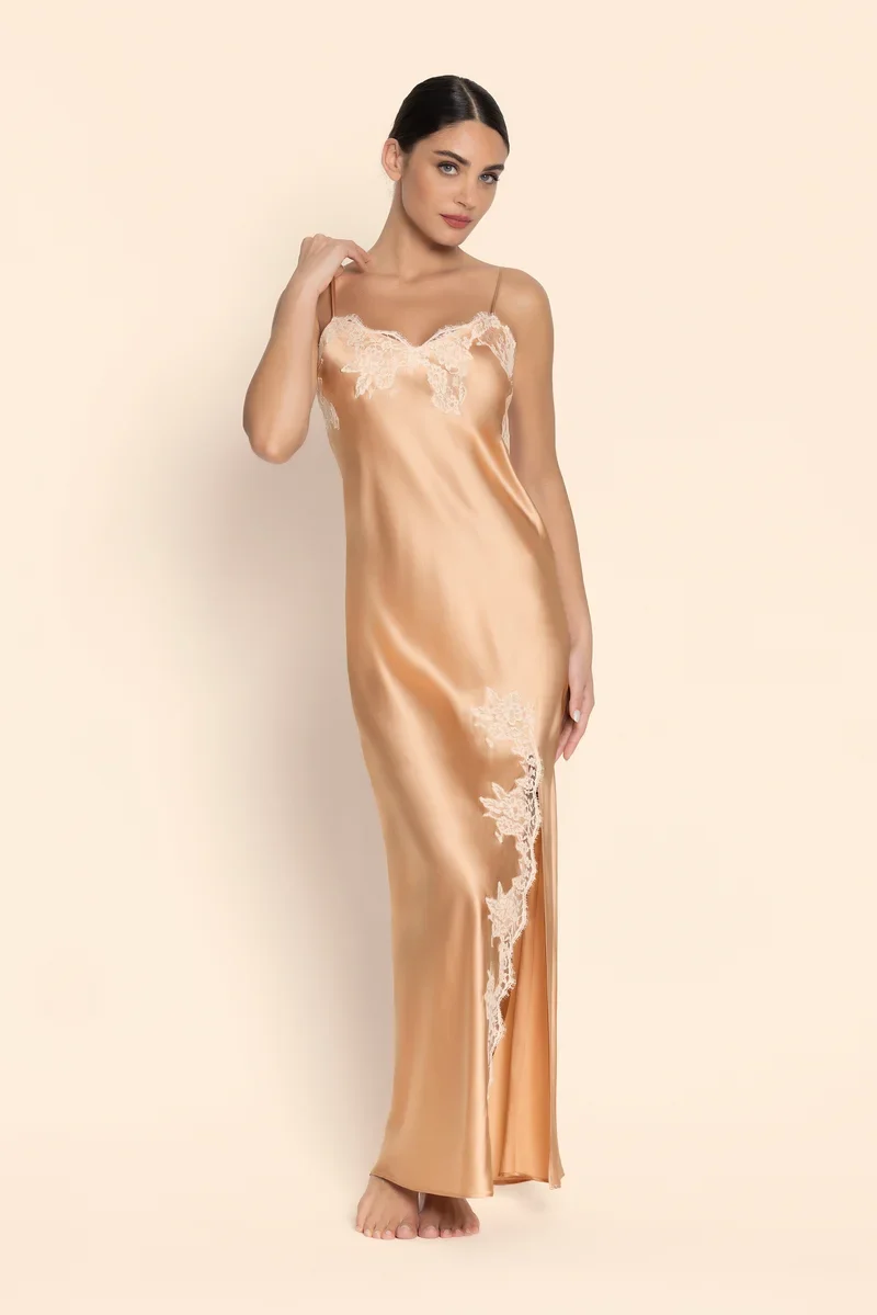 Lise Charmel - Splendeur Soie Long Nighty Splendeur Peche