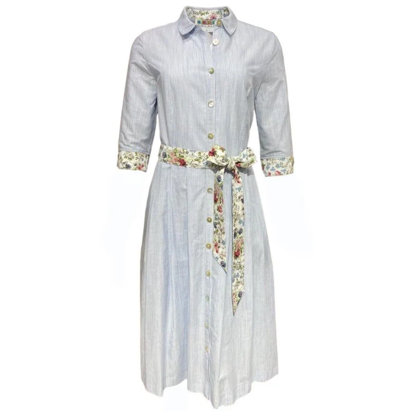 Kleid von Berwin&Wolf in der Farbe hellblau