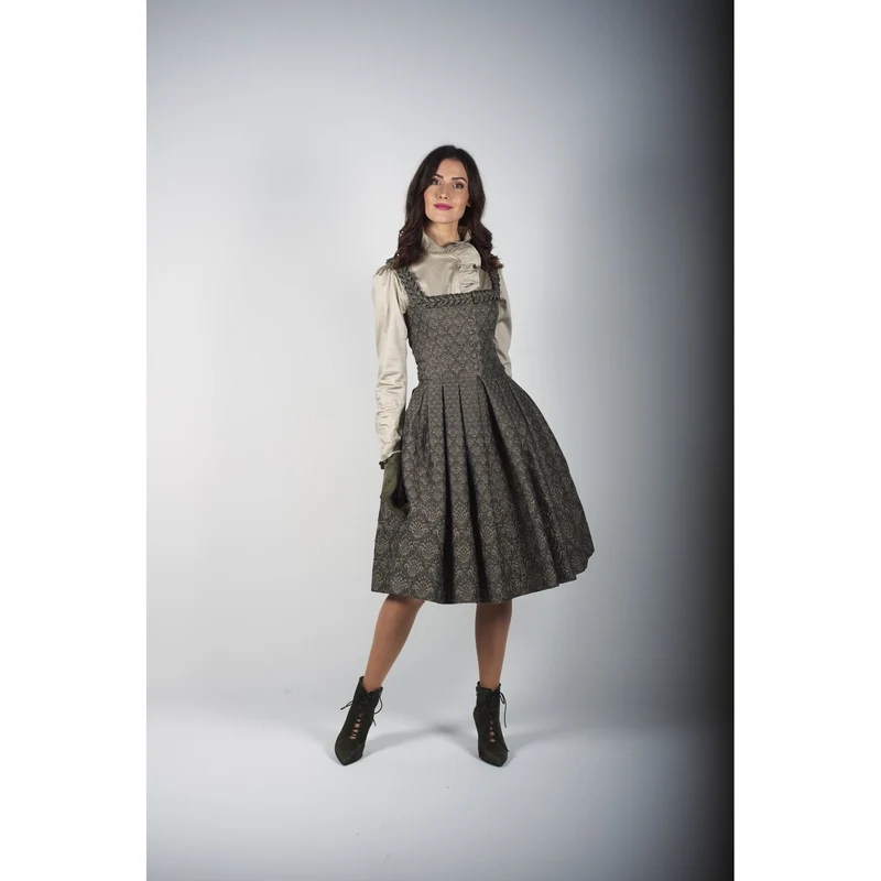 Kleid in bronze