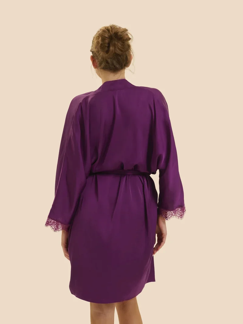 Simone Perele – Satin Secrets Kimono Blackberry