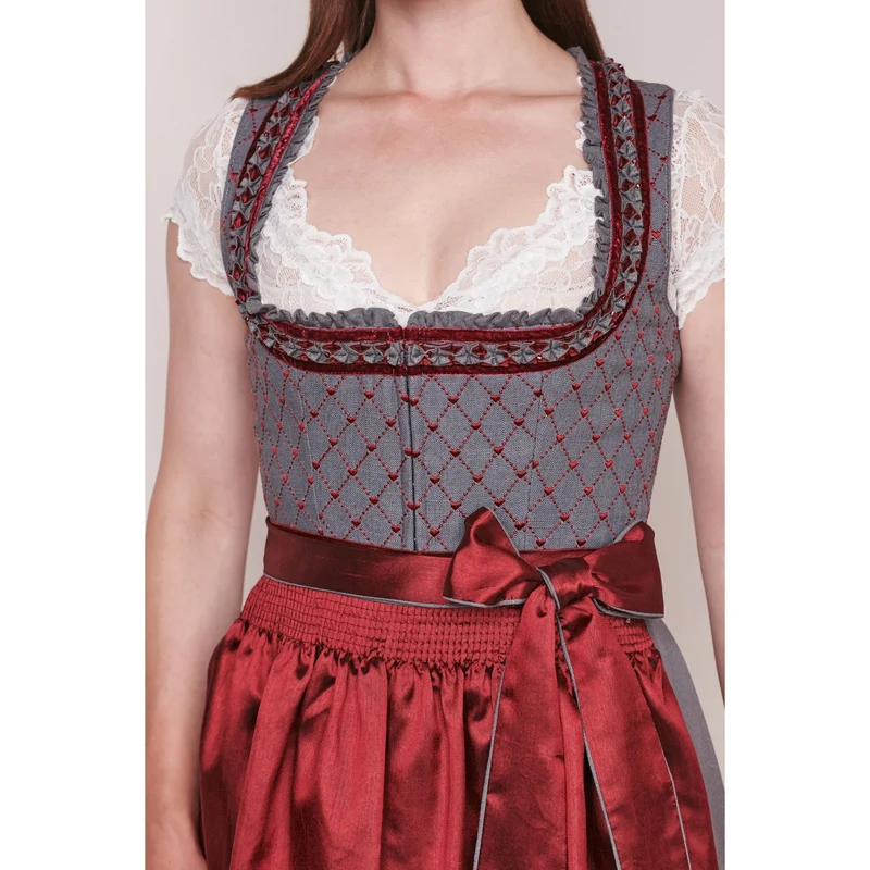 Dirndl Poppy in bordeaux by Victoria Swarovski
