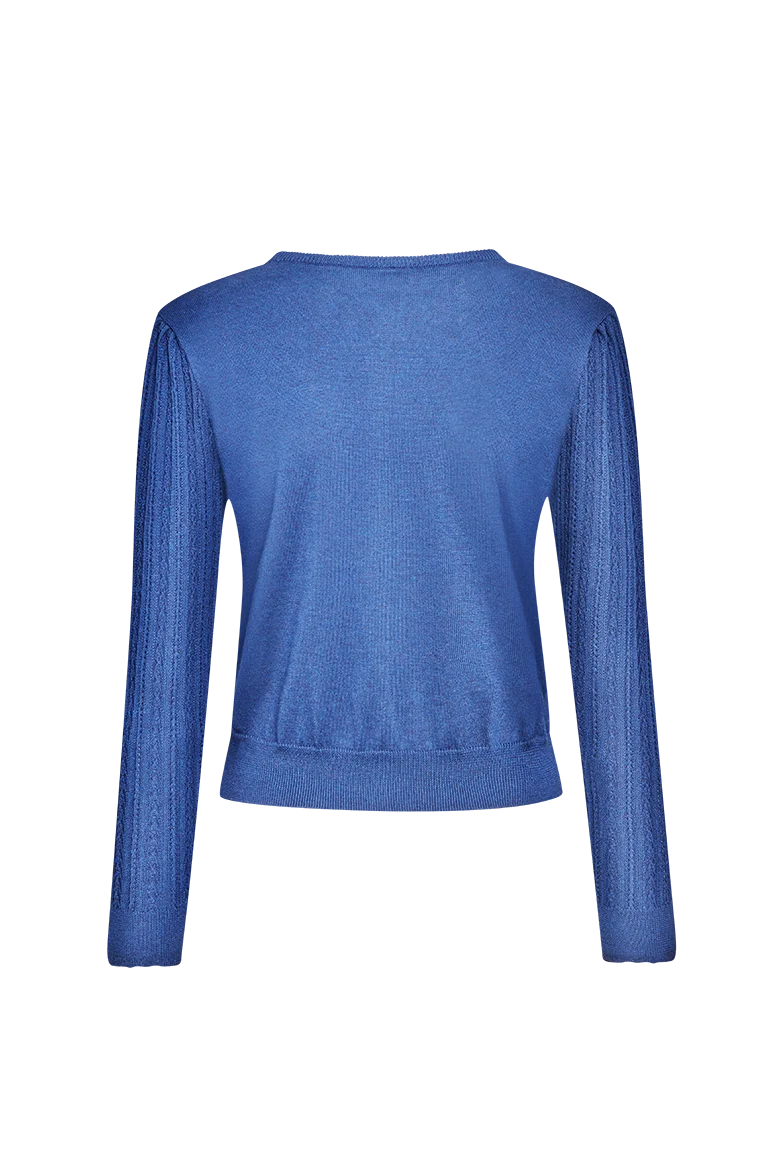 Jacke mit traditionellen Strickmustern