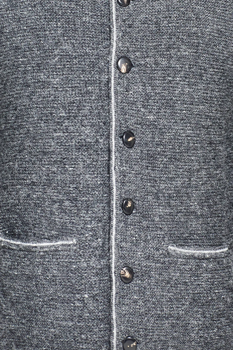 Traditionelle Strickjacke