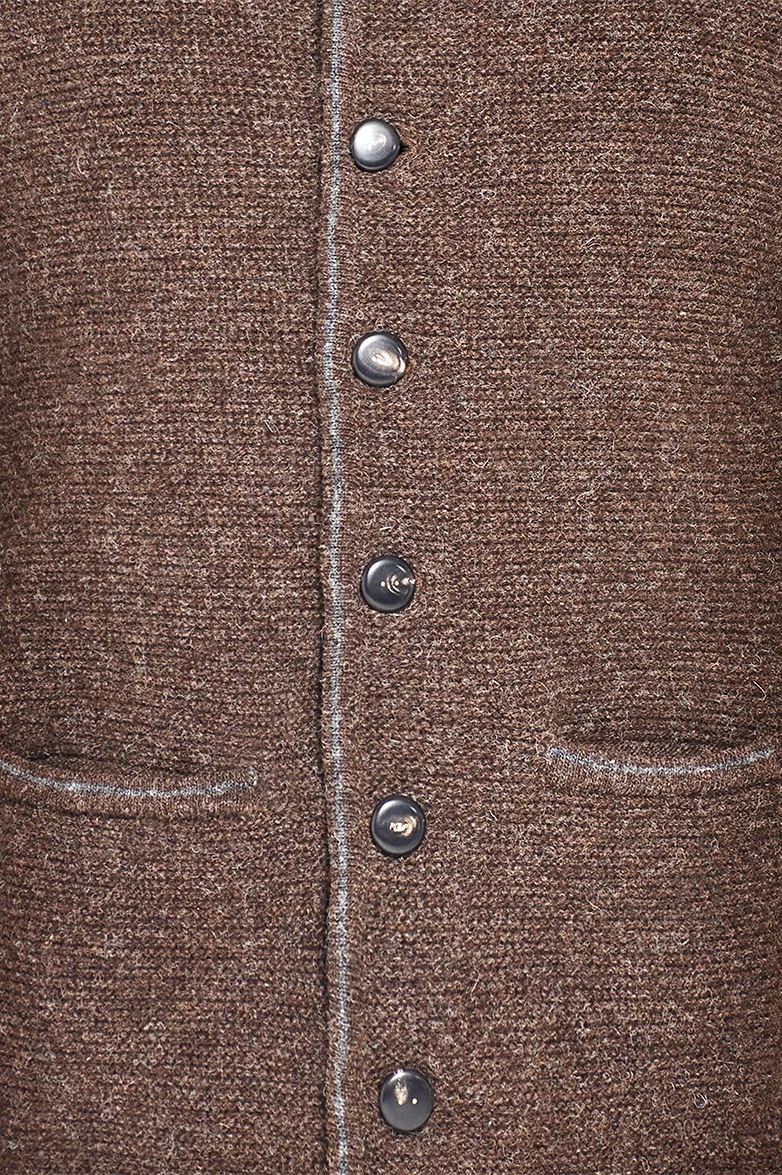 Traditionelle Strickjacke