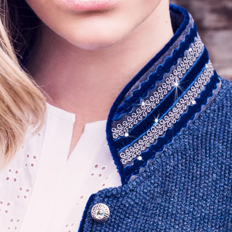Litzlfelder Strickjacke Maria in blau