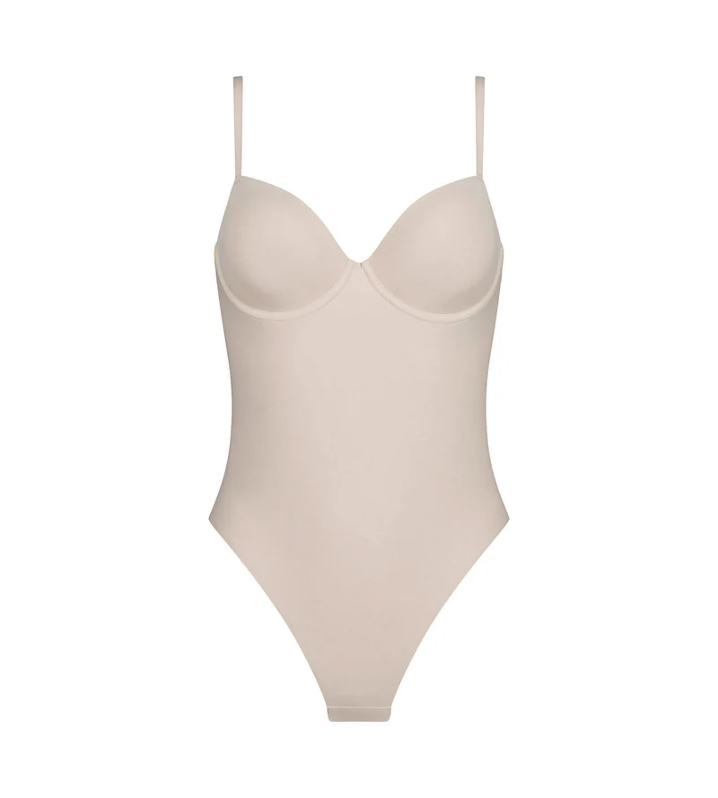 Hautfarbener Mikrofaser-Shaping-Body-String – DIM Silhouette Invisible