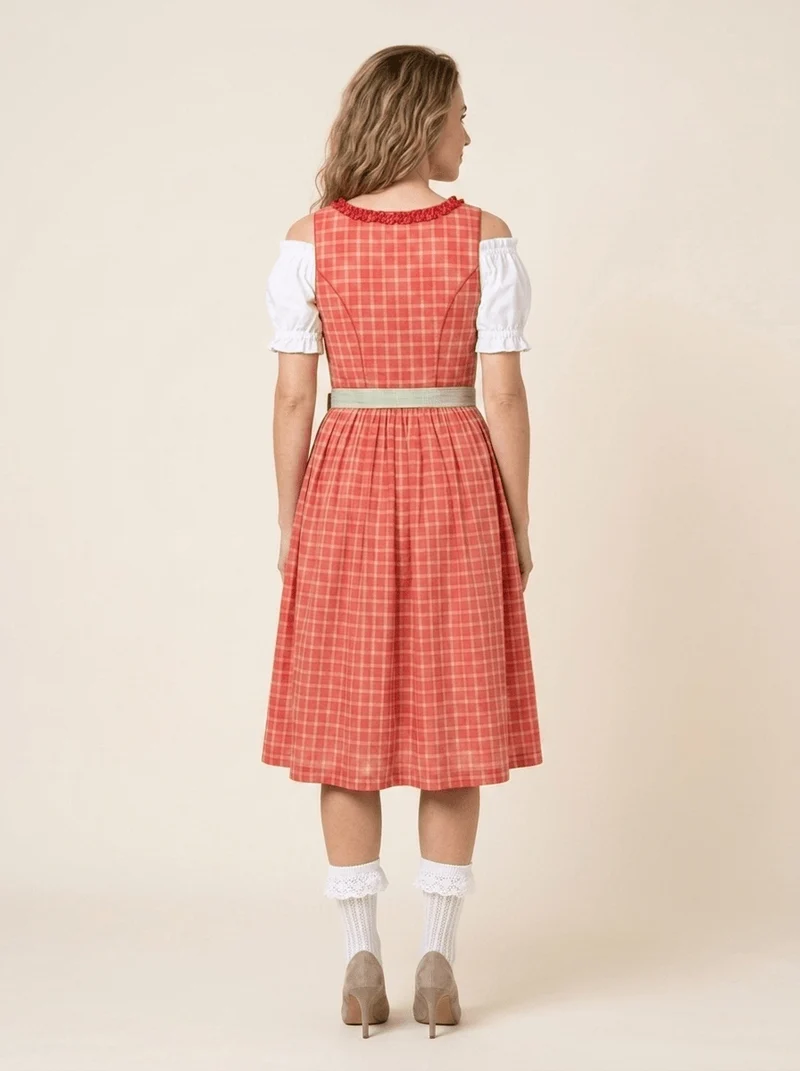 Dirndl Nadine