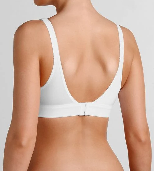 Triumph Triaction Workout BH ohne Bügel white