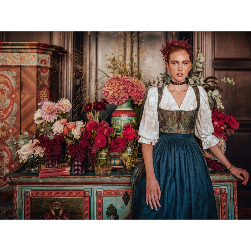 Olga Dirndl von Lena Hoschek