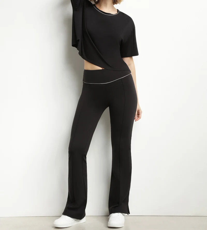 Sport-T-Shirt für Damen aus schwarzer Viskose mit offenem Rücken Dim Move