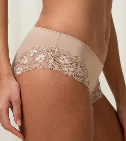 Triumph Lovely Micro Hipster smooth skin