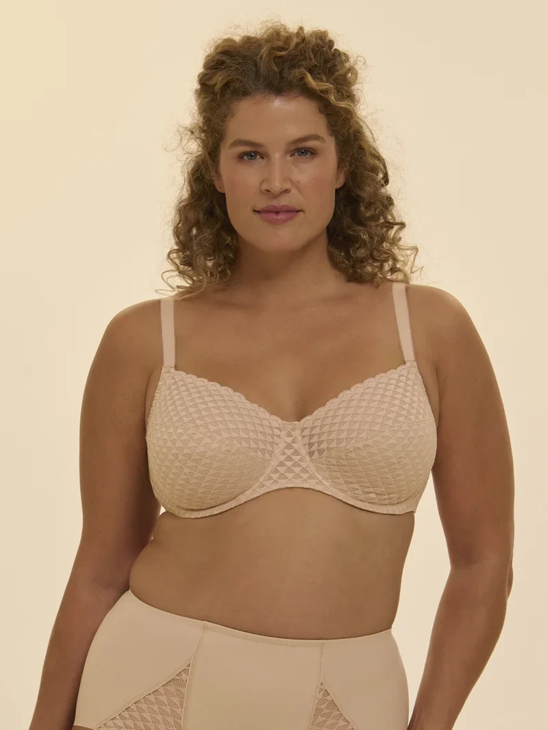 Simone Perele – Subtiler Vollschalen-BH Peau Rosée