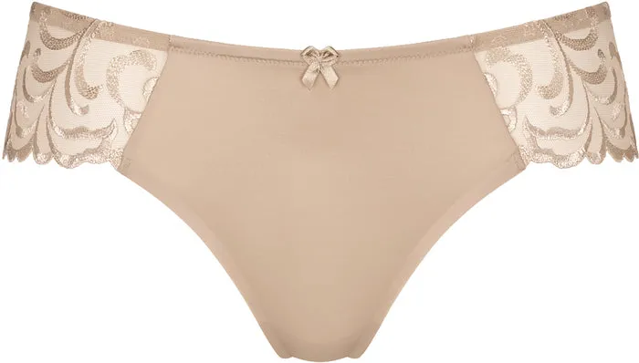 Triumph Modern Finesse Tai