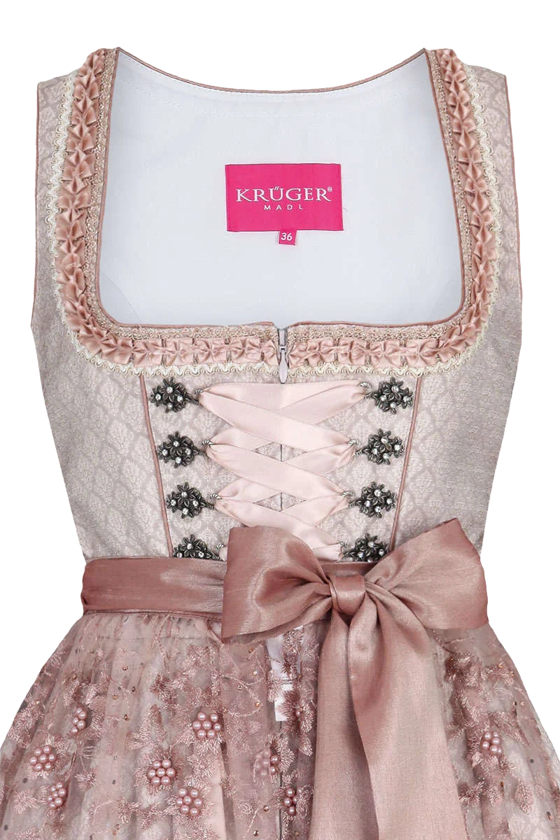 Mini-Dirndl mit Perlenschürze