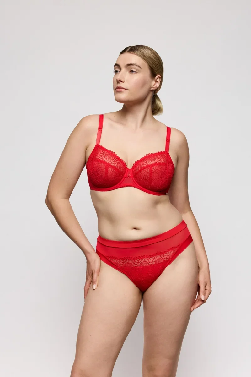PrimaDonna - Sophora Full Cup BH True Red