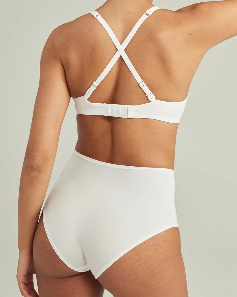 Nudea - Stretch-Slip mit hohem Bund, Weiß