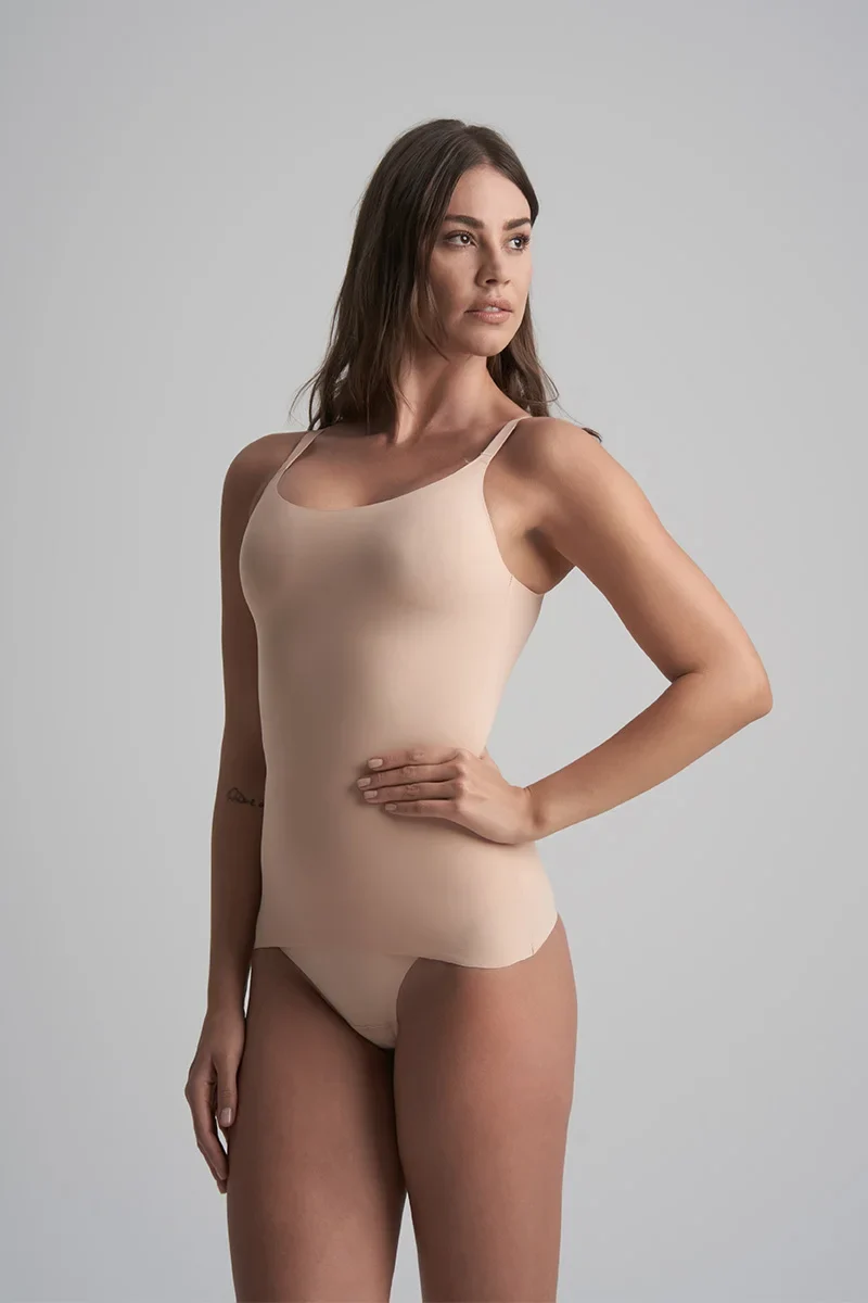 ByeBra – Formgebende Unterwäsche (Starker Halt) Formgebendes Tanktop Beige