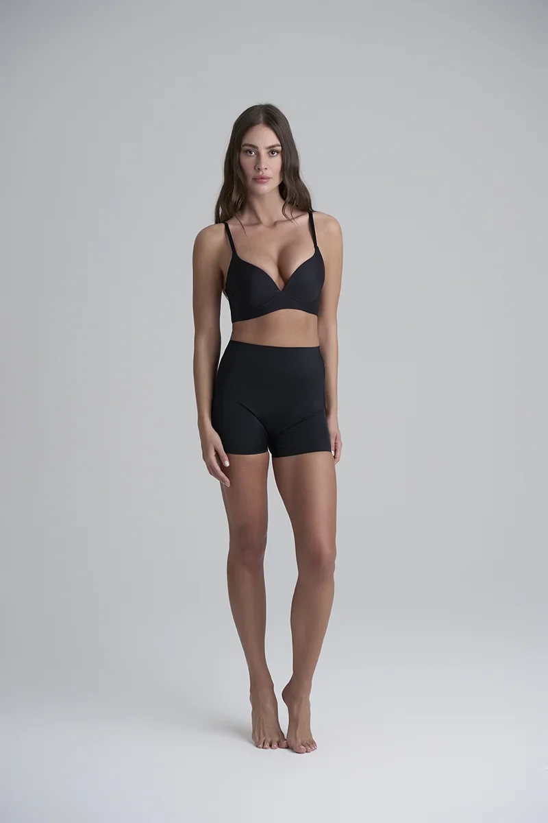 ByeBra – Unsichtbare Shapewear mit leichter Stützwirkung, unsichtbarer Shorty, Schwarz