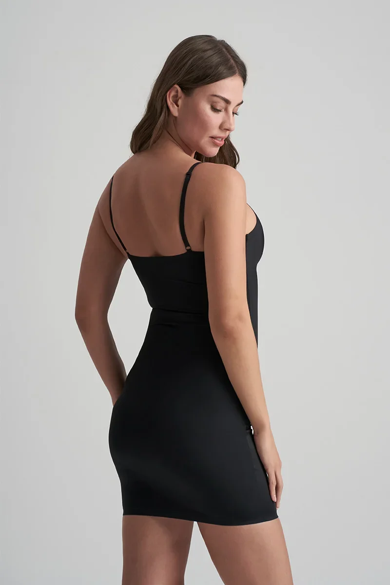 ByeBra – Unsichtbare Shapewear mit leichter Stützwirkung, unsichtbares Unterkleid, Schwarz