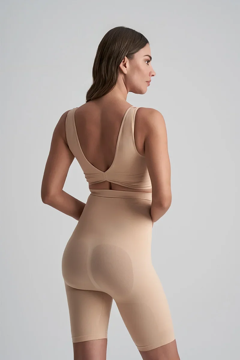 ByeBra – Nahtlose Shapewear (Starker Halt), weicher, hochtaillierter, kurzer Look, beige