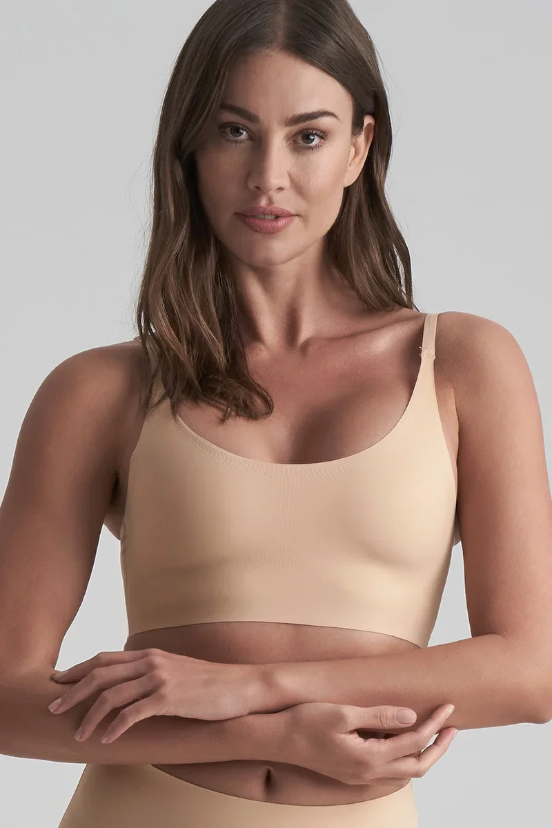 ByeBra – Unsichtbarer Shapewear-BH mit leichter Stützwirkung, Rundhalsausschnitt, Beige