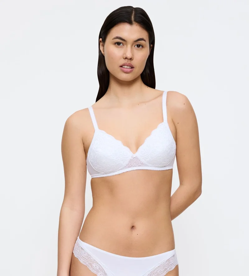 Triumph - Amourette Kabelloser gepolsterter BH Weiß