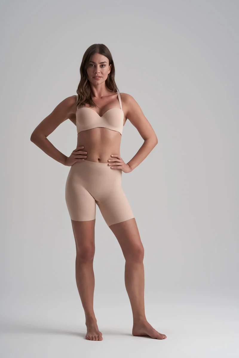 ByeBra – Smooth Essentials (Mittlere Stützkraft) Kurzarm, mittelhoch geschnitten, Beige