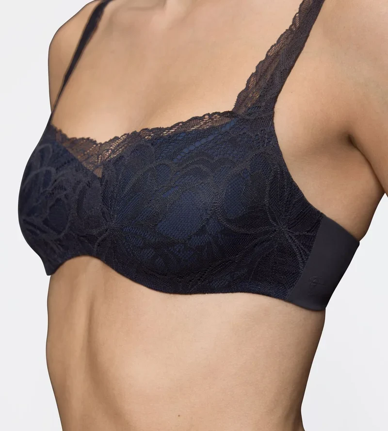 Triumph – Body Make-Up Essentials Illusion Lace Balconette Schwarz