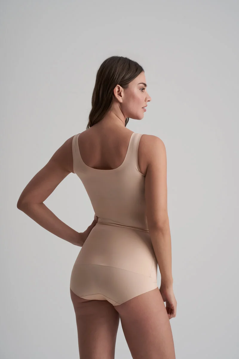 ByeBra – Smooth Essentials (Mittlere Stützkraft) Trägertop Beige