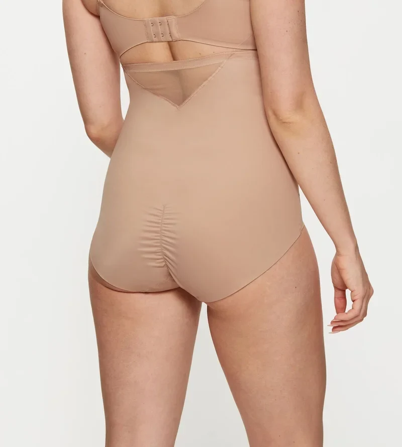 Triumph – True Shape Sensation Super High Waist Panty für glatte Haut