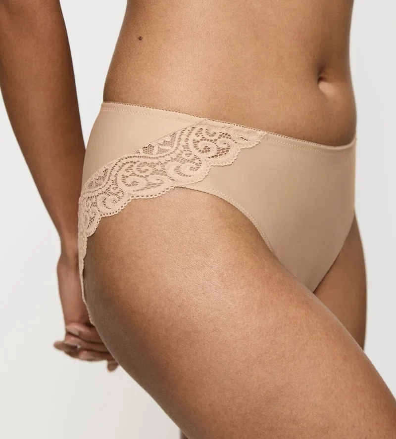 Triumph - Amourette Tai Slip Skin