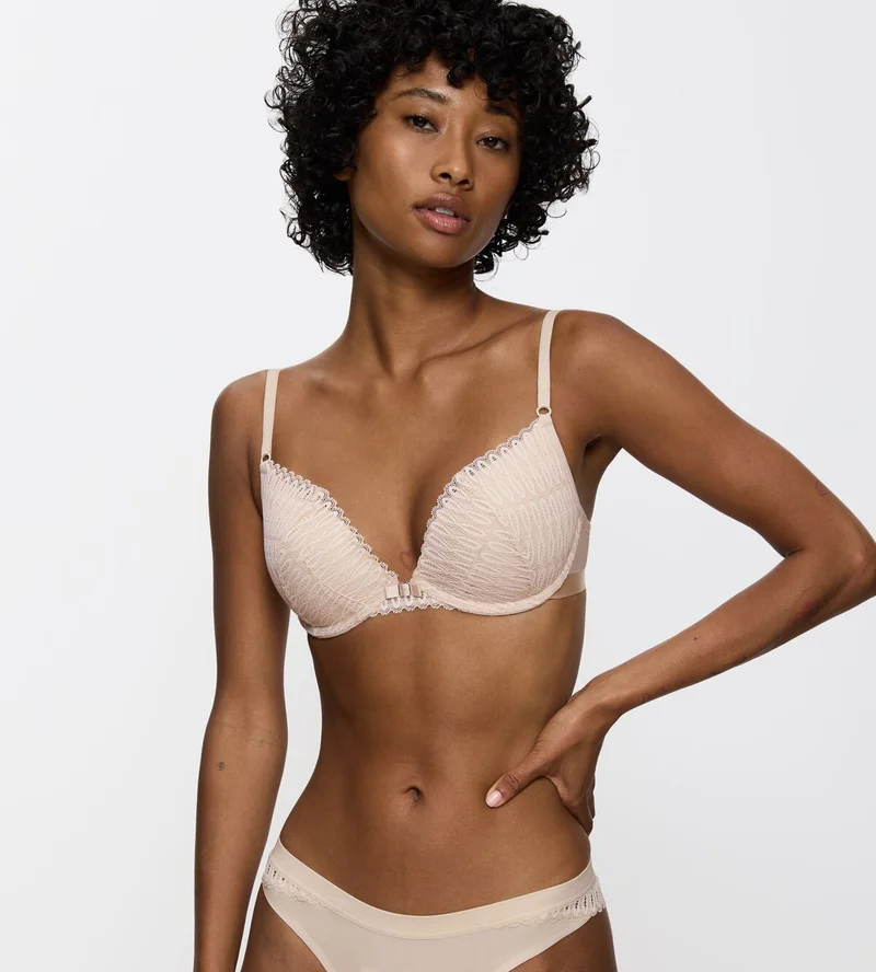 Triumph - Aura Spotlight Gepolsterter Push-up-BH Creamy Dream