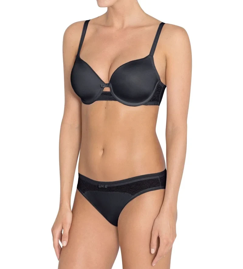Triumph – Beauty-Full Essential T-Shirt-BH mit vorgeformtem Rand, Schwarz