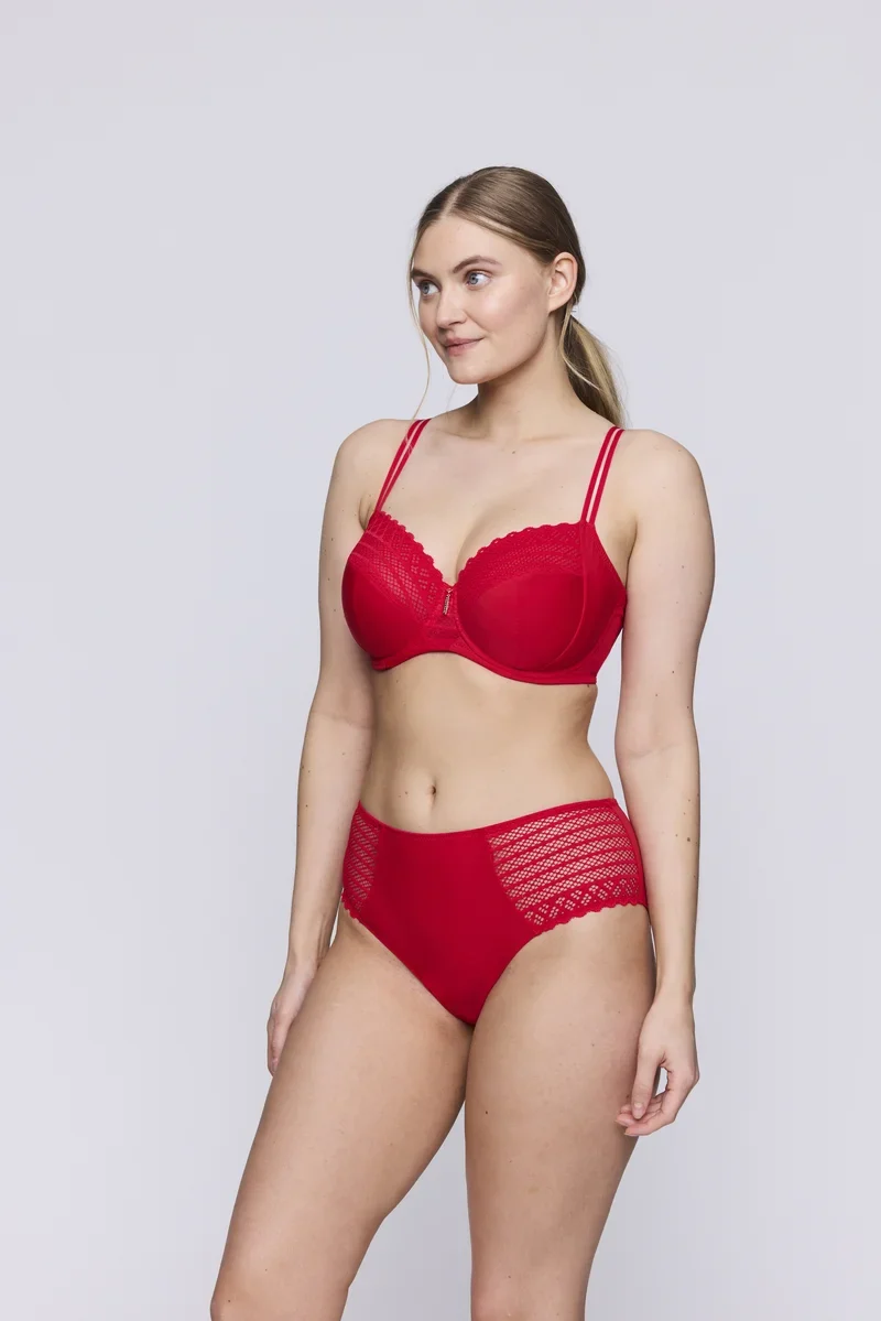 Primadonna Twist - East End Full Cup BH in True Red