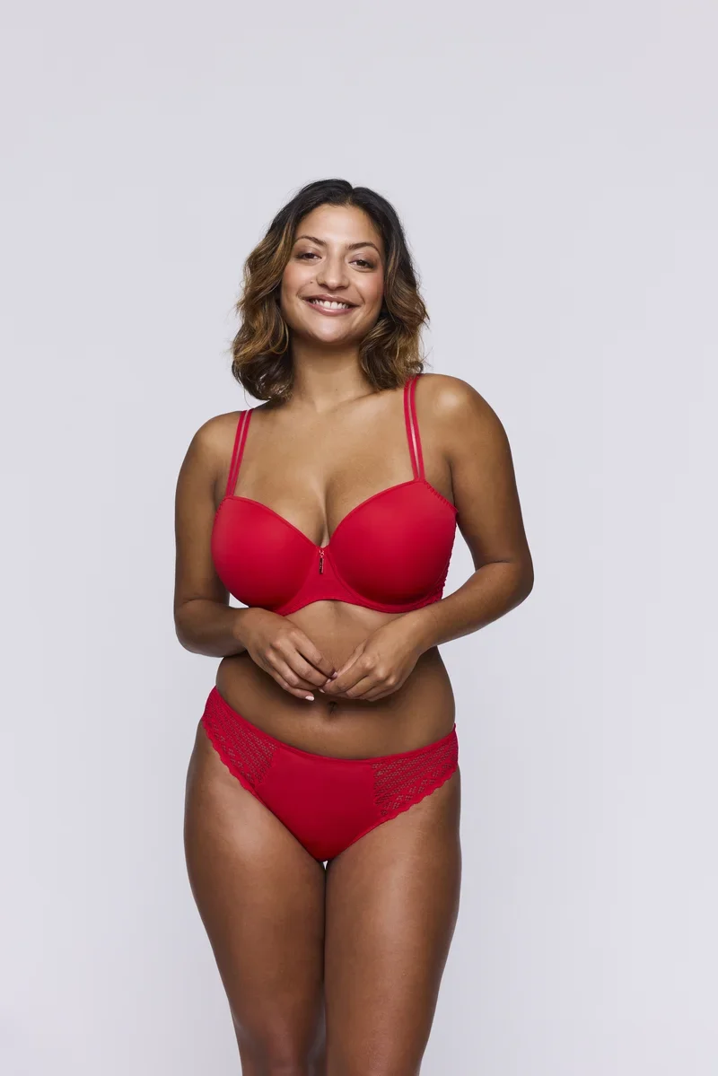 Primadonna Twist - East End Rio Slips True Red
