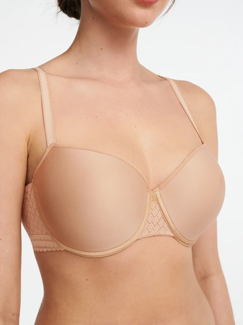 Chantelle – Lucie Lace Comfort Halbschalen-Memory-BH Clay Nude