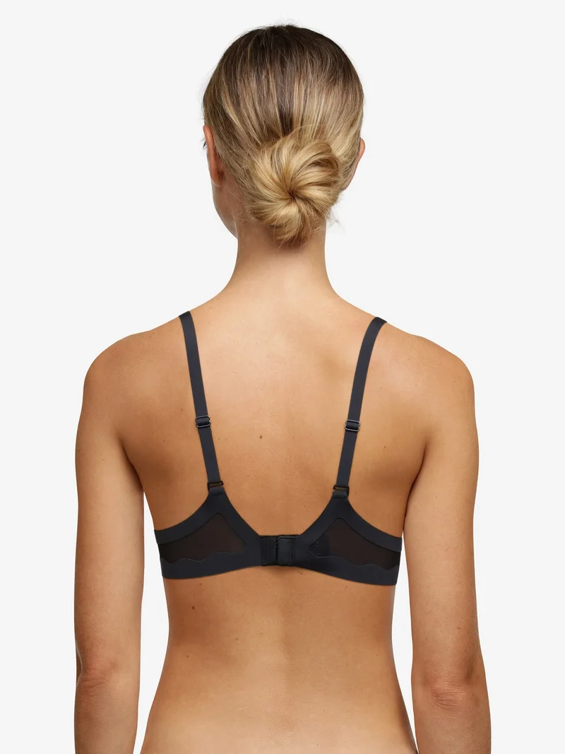 Chantelle – Pure Light bedeckender Spacer-BH Schwarz