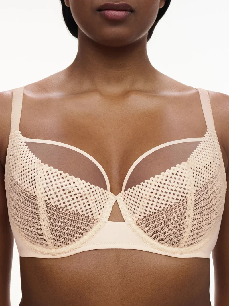 Chantelle - Play Bedeckender Bügel-BH Golden Beige