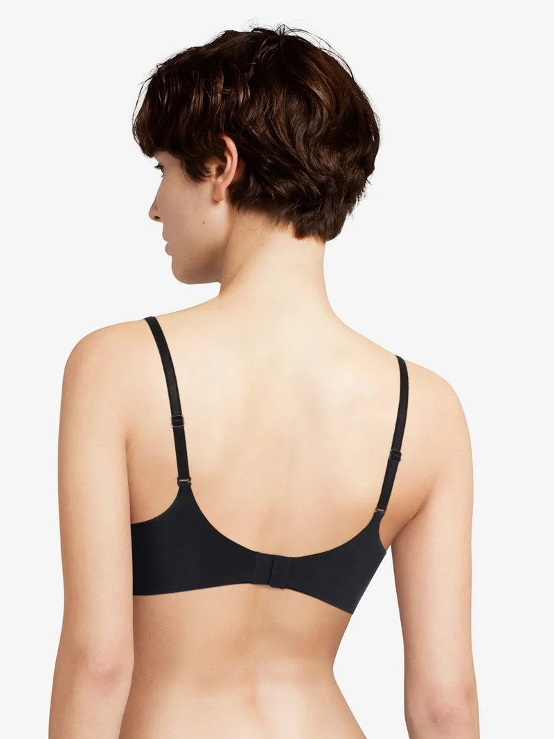 Chantelle – Essentiall bedeckender T-Shirt-BH Schwarz